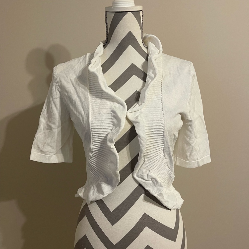 Cropped coverup